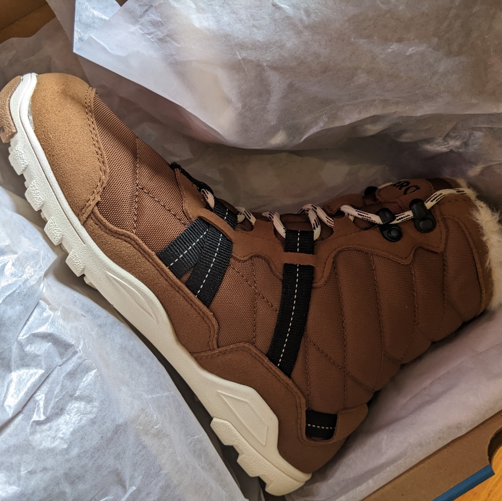 Xero Shoes Alpine Boots, BNIB